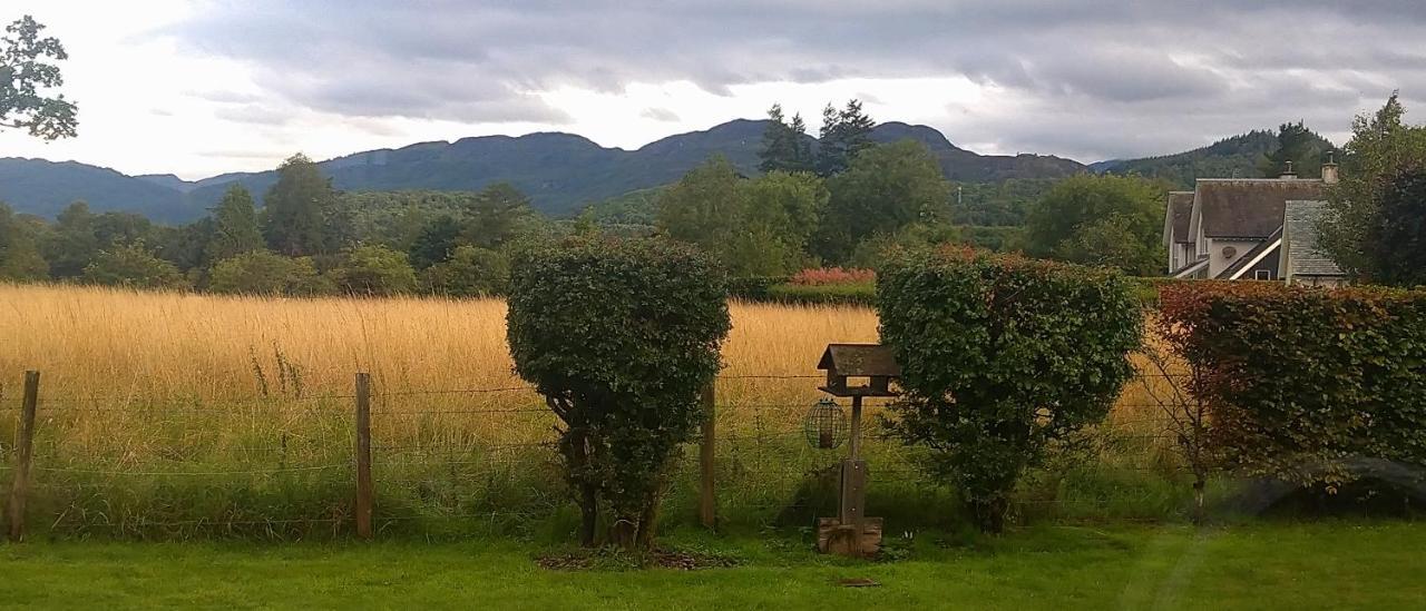 Bed and Breakfast Aquila Retreats Comrie Esterno foto