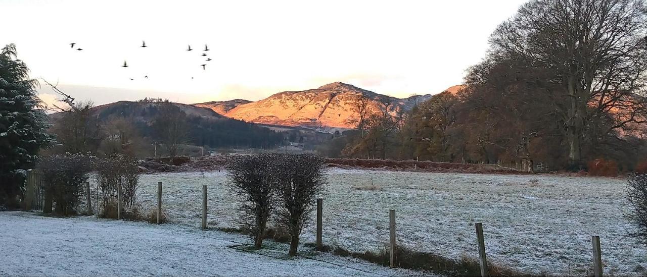 Bed and Breakfast Aquila Retreats Comrie Esterno foto
