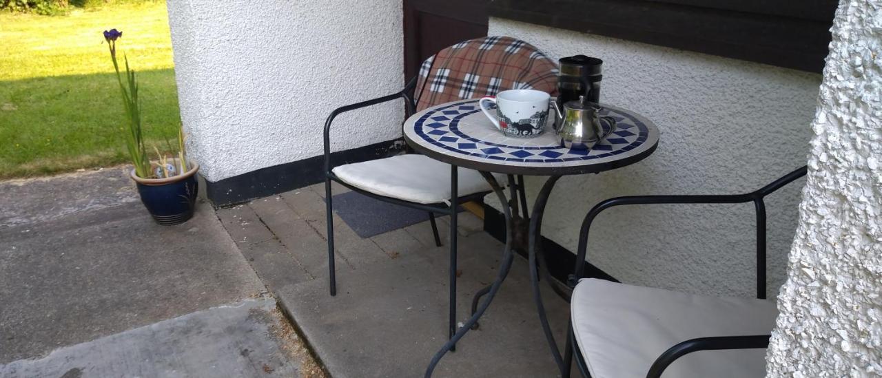 Bed and Breakfast Aquila Retreats Comrie Esterno foto